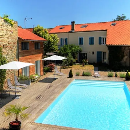 Hotel D'hotes La Cour Des Saligues Riscle