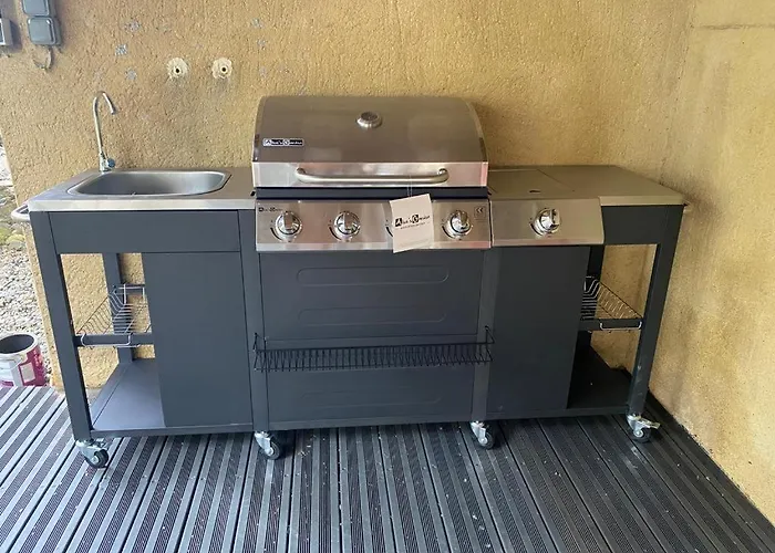 D'hotes La Cour Des Saligues 3*